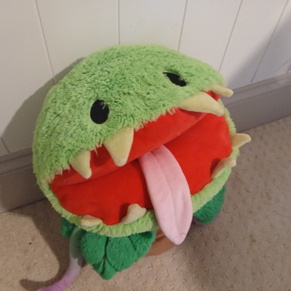 🎉 HOST PICK 🎉 Squishable Venus Flytrap 🥰 - Picture 2 of 6